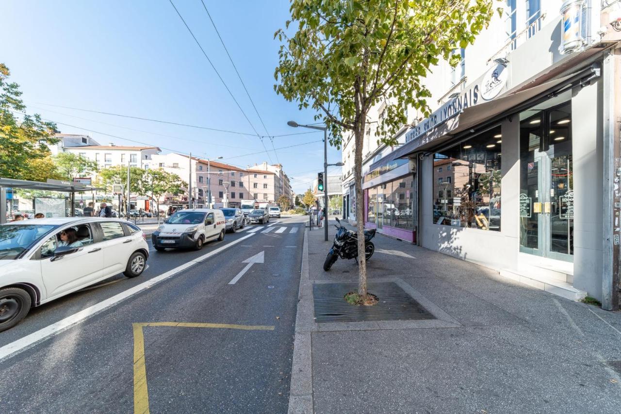 Le Marietton Appartement Cosy A Deux Pas Du Metro Valmy Lyon Extérieur photo